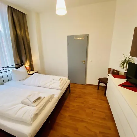 別荘 Doppelzimmer Zapfhahn, Direkt Am Alten Strom *