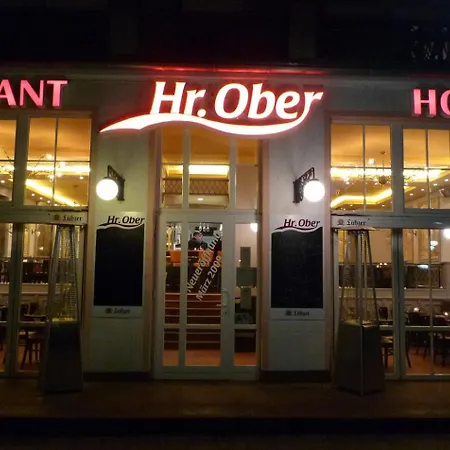 別荘 Doppelzimmer Zapfhahn, Direkt Am Alten Strom ロストック