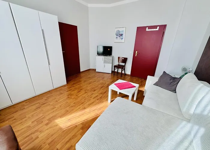 بيت للعطل Doppelzimmer Zapfhahn, Direkt Am Alten Strom روستوك